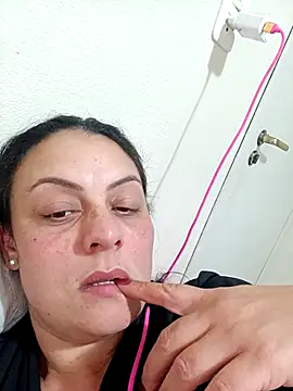 chillonprivv online show from August 2026 04:47:01 AM