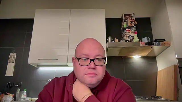 theitalianbear online show from December 2024 06:56:02 PM