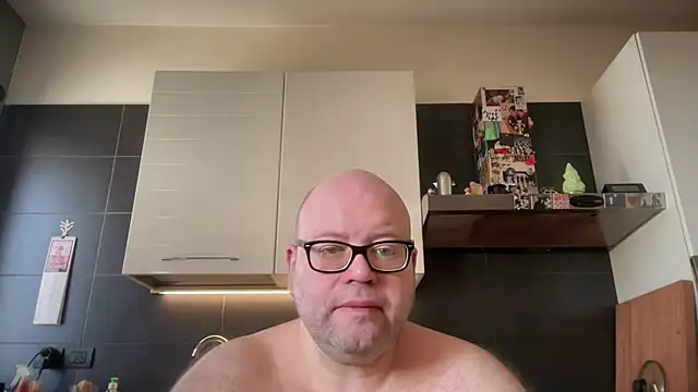 theitalianbear online show from February 2026 09:05:02 AM