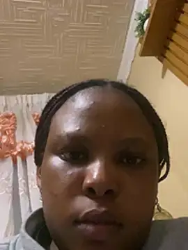 HeyHoneyBee online show from July 2026 05:01:02 PM