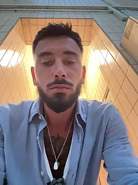 Jrafaelgomes17 online show from August 2026 05:20:01 AM