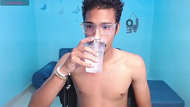 wolf vip  online show from August 2026 08:23:01 PM