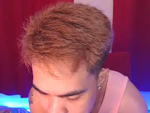 Snapshot of mike_jm chatting on October 2025 09:44:01 AM mike jm online show from October 2025 09:44:01 AM