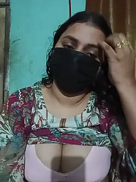 Subrina100 online show from August 2026 10:23:02 PM