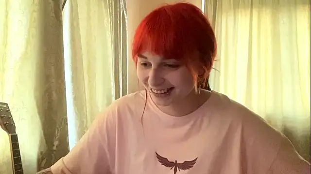 Snapshot of LyndseyCronshaw chatting on August 2026 04:42:02 PM LyndseyCronshaw online show from August 2026 04:42:02 PM