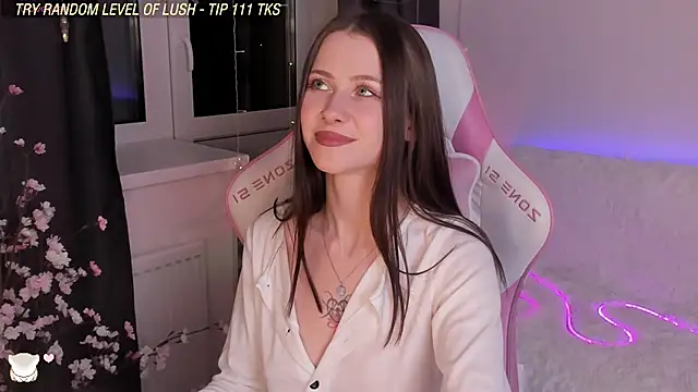 LoveJuliya online show from December 2024 12:08:01 AM