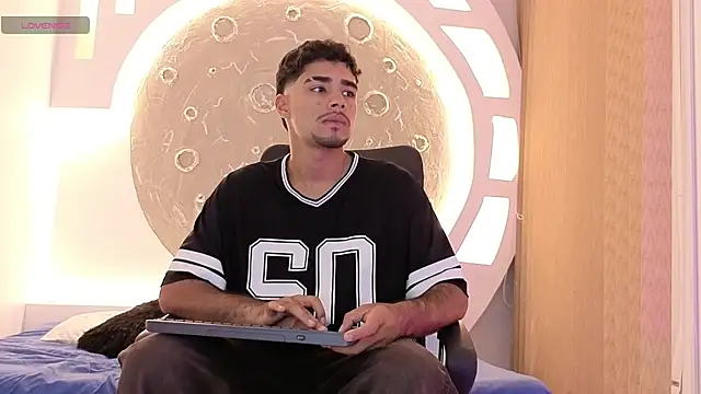 Alejandro Greco online show from August 2026 12:35:02 AM