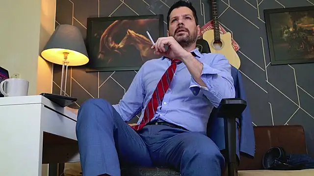 ChrisKox online show from December 2025 07:44:01 PM