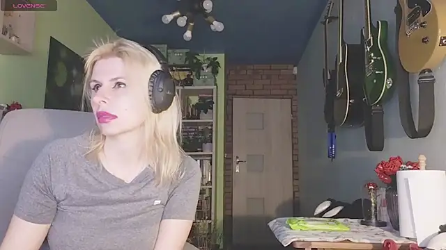 karmija online show from March 2025 09:21:01 PM