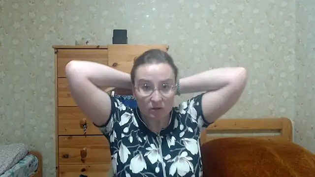 Smart Rose online show from November 2025 02:15:01 PM