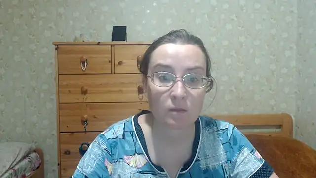 Smart Rose online show from December 2025 04:37:02 PM