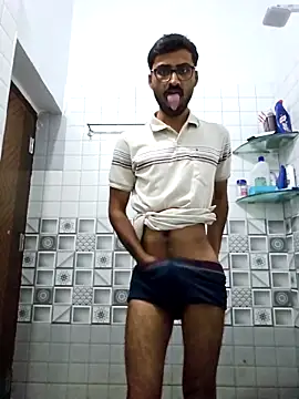 krishna8035 online show from December 2025 01:52:02 PM