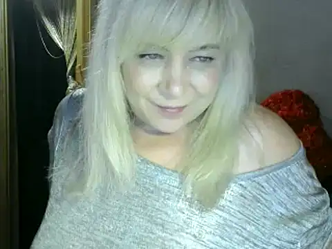 Snapshot of AgoniA7 chatting on December 2024 04:15:01 PM AgoniA7 online show from December 2024 04:15:01 PM