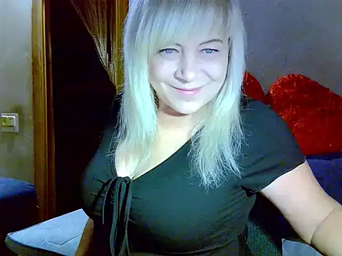 Snapshot of AgoniA7 chatting on October 2025 01:22:01 AM AgoniA7 online show from October 2025 01:22:01 AM