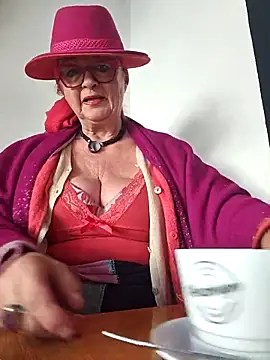 MucMilf59 online show from November 2025 09:42:02 AM