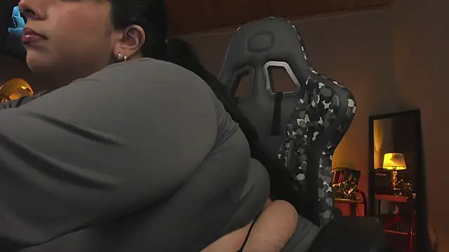 coraline latin online show from February 2025 12:41:01 AM