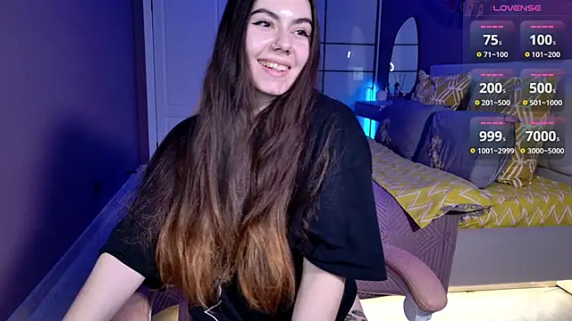 Foxohlove online show from November 2025 07:13:01 PM