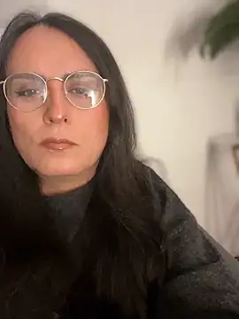 Chic desire online show from March 2026 04:33:01 PM