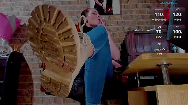 MrsVenus online show from March 2025 01:59:02 PM