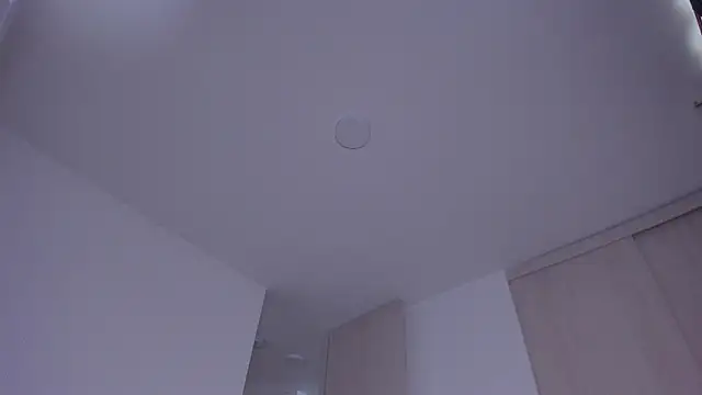 Lisegg  online show from November 2025 07:13:02 PM