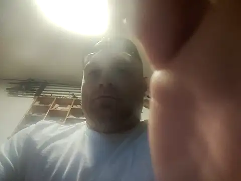 lilpervt online show from December 2025 02:35:02 PM