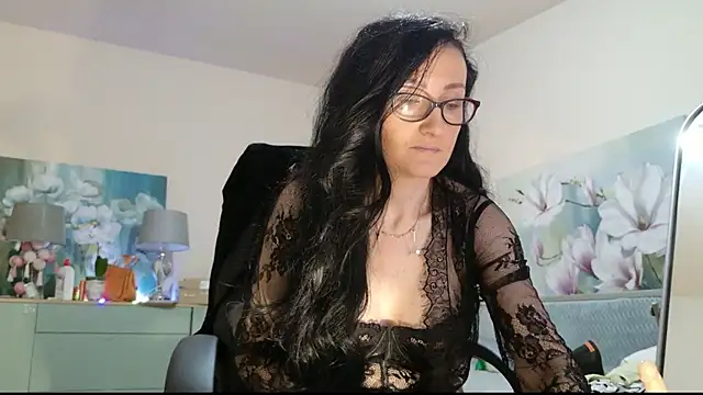 lara heaven online show from October 2025 06:03:02 AM