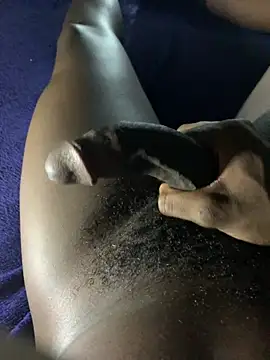 Snapshot of Curvy_conda chatting on January 2025 10:04:02 PM Curvy conda online show from January 2025 10:04:02 PM