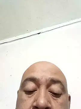 GeorgeVergaGrues online show from December 2024 03:15:02 AM