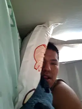 Snapshot of juliopantoja chatting on February 2026 02:05:01 PM juliopantoja online show from February 2026 02:05:01 PM