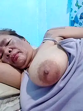 sexylizzy4u online show from October 2025 07:47:02 PM