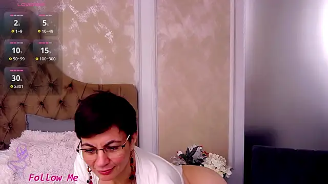 Snapshot of BustyPenellope chatting on January 2025 06:49:02 AM BustyPenellope online show from January 2025 06:49:02 AM