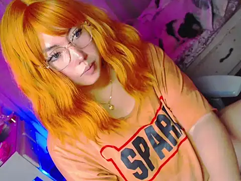 Snapshot of HOTnWILDalice chatting on May 2026 05:13:01 AM HOTnWILDalice online show from May 2026 05:13:01 AM