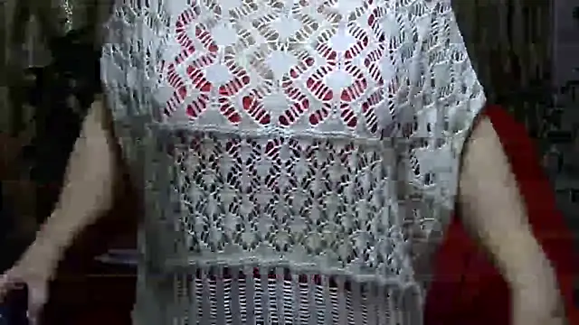 Emma52610 online show from December 2024 05:37:02 PM