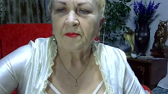 Emma52610 online show from March 2025 06:04:02 PM