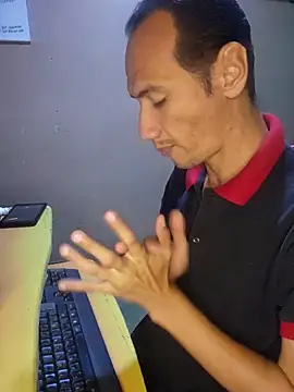 Snapshot of flaco317 chatting on September 2025 03:23:02 PM flaco317 online show from September 2025 03:23:02 PM