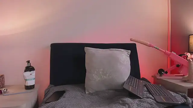 Snapshot of melani_xc chatting on February 2026 05:44:02 PM melani xc online show from February 2026 05:44:02 PM