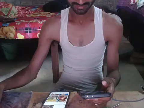 Snapshot of ThethunderPo chatting on May 2026 10:32:02 AM ThethunderPo online show from May 2026 10:32:02 AM