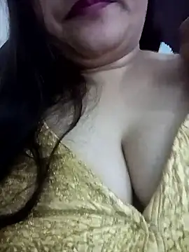 naughtymadam online show from February 2026 06:17:01 PM