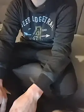 ShyGuyWannaTry online show from November 2025 11:05:01 PM