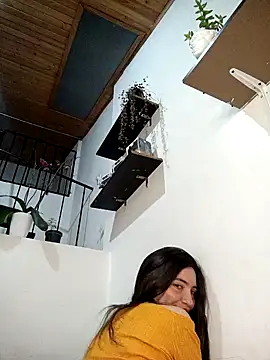 Snapshot of loveuu-bae chatting on February 2025 12:40:02 AM loveuu-bae online show from February 2025 12:40:02 AM