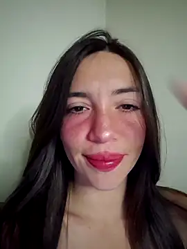 Snapshot of loveuu-bae chatting on November 2025 01:06:01 AM loveuu-bae online show from November 2025 01:06:01 AM