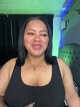 yanza2002 online show from November 2025 11:18:01 PM