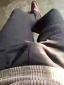 Snapshot of bigh96dik chatting on December 2024 04:31:01 AM bigh96dik online show from December 2024 04:31:01 AM