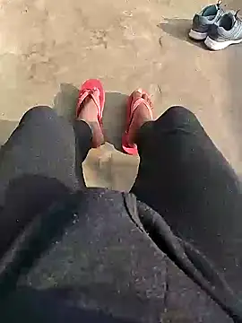 Snapshot of bigh96dik chatting on January 2025 09:04:02 AM bigh96dik online show from January 2025 09:04:02 AM