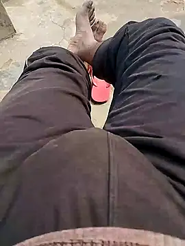 Snapshot of bigh96dik chatting on January 2025 08:03:02 AM bigh96dik online show from January 2025 08:03:02 AM