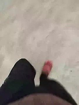 Snapshot of bigh96dik chatting on February 2025 12:22:02 PM bigh96dik online show from February 2025 12:22:02 PM