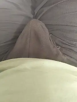 Snapshot of bigh96dik chatting on November 2025 02:45:02 AM bigh96dik online show from November 2025 02:45:02 AM