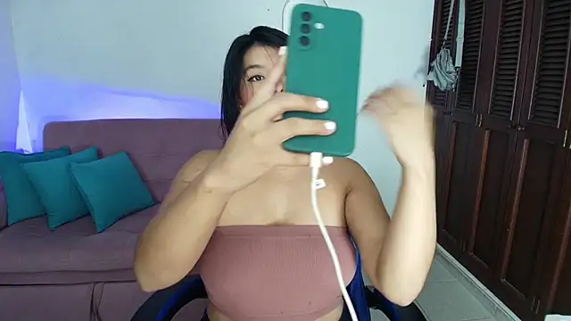 Julieta Sandia online show from February 2026 01:53:02 AM