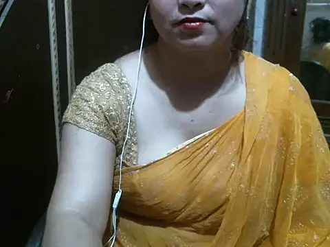 Snapshot of UrsMansi chatting on May 2026 03:25:02 AM UrsMansi online show from May 2026 03:25:02 AM
