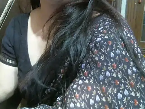 Snapshot of UrsMansi chatting on May 2026 08:16:02 PM UrsMansi online show from May 2026 08:16:02 PM